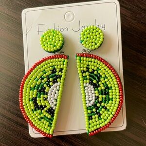 **NEW** Hand Beaded Kiwi Earrings 🥝